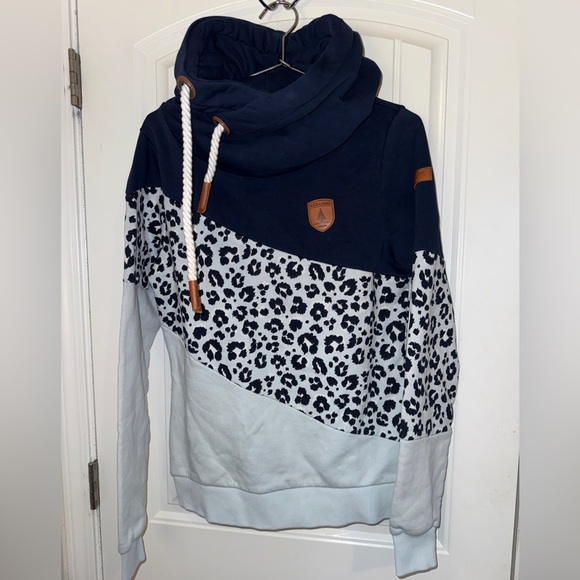 Wanakome Tops - Wanakome Navy and White Leopard Print Hoodie
